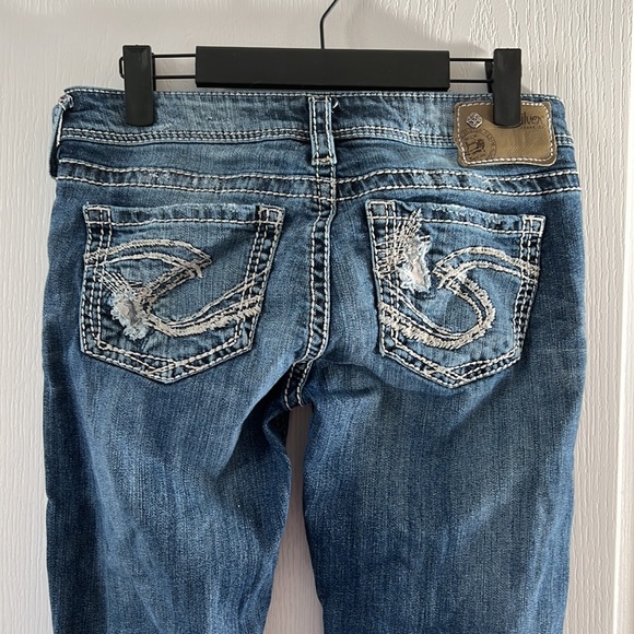 Silver Jeans - Picture 2 of 3